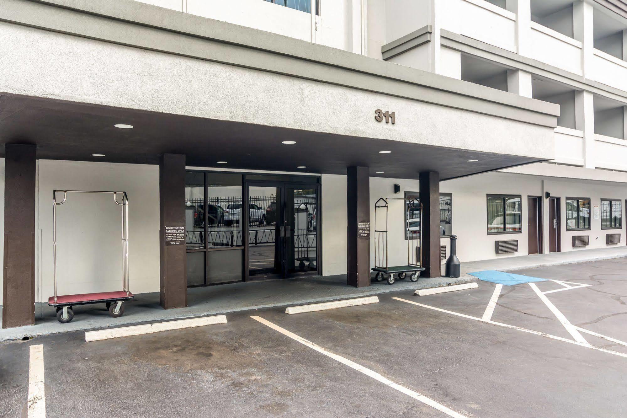 Motel 6-Atlanta, Ga - Downtown Eksteriør billede