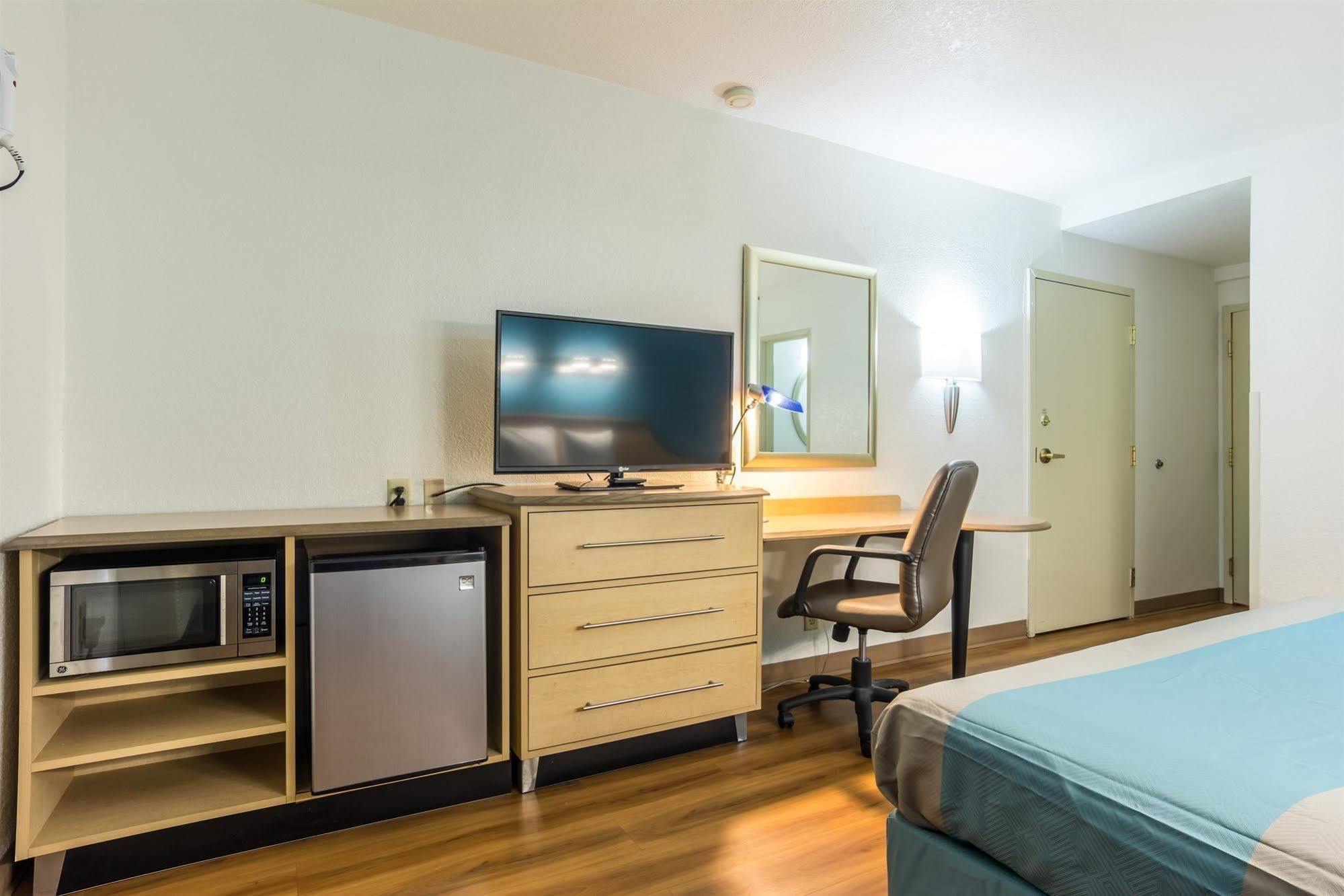 Motel 6-Atlanta, Ga - Downtown Eksteriør billede